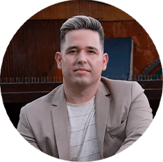 Pastor Lucas